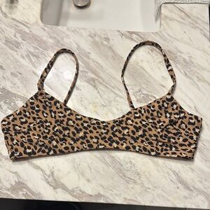 Aerie cheetah print scoop bikini top